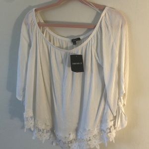 Forever 21 cute white flowy top